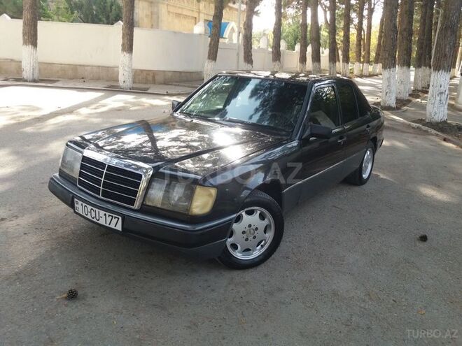Mercedes E 230 1989, 310,000 km - 2.3 л - Sumqayıt
