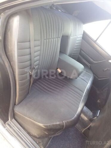 Mercedes E 230 1989, 310,000 km - 2.3 л - Sumqayıt