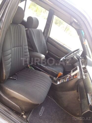 Mercedes E 230 1989, 310,000 km - 2.3 л - Sumqayıt