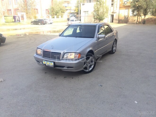 Mercedes C 230 1999, 230,000 km - 2.3 l - Bakı