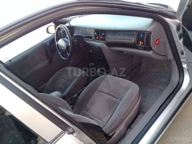 Opel Vectra 1996, 310,000 km - 2.0 l - Sumqayıt