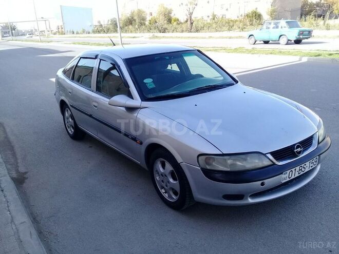Opel Vectra 1996, 310,000 km - 2.0 l - Sumqayıt