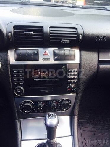 Mercedes C 180 2004, 175,000 km - 1.8 l - Bakı