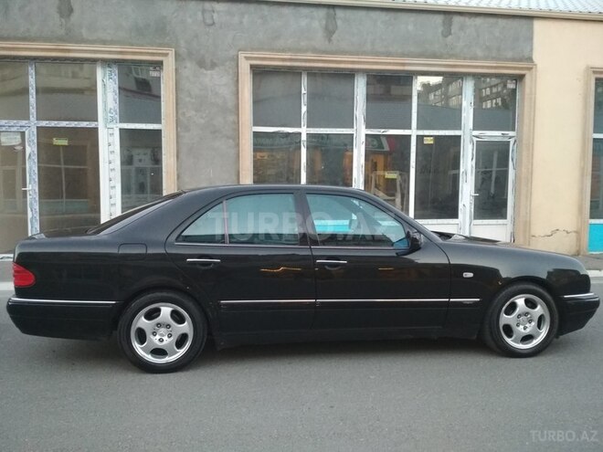 Mercedes E 240 1998, 323,000 km - 2.4 л - Bakı