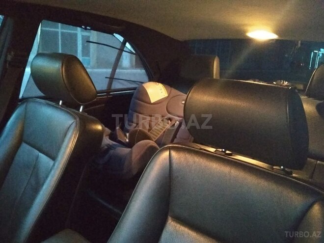 Mercedes E 240 1998, 323,000 km - 2.4 л - Bakı
