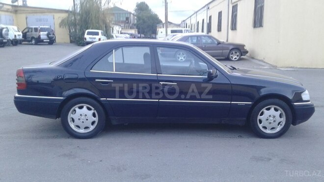 Mercedes C 200 1993, 300,000 km - 2.0 л - Bakı