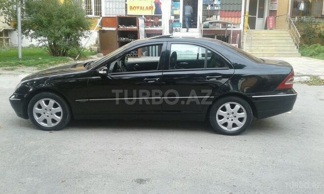 Mercedes C 200 2001, 244,000 km - 2.0 l - Bakı