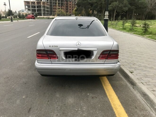 Mercedes E 200 1997, 250,000 km - 2.0 l - Bakı