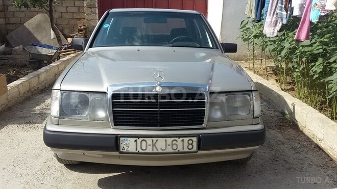 Mercedes E 250 1987, 600,000 km - 2.5 л - Bakı