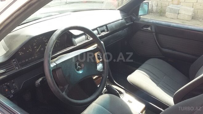 Mercedes E 250 1987, 600,000 km - 2.5 л - Bakı