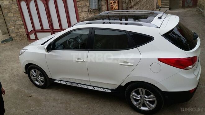 Hyundai ix35 2011, 99,000 km - 2.0 л - Bakı