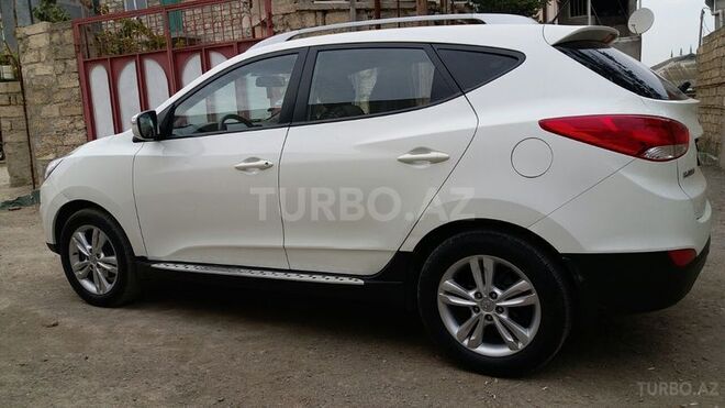 Hyundai ix35 2011, 99,000 km - 2.0 л - Bakı