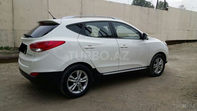 Hyundai ix35 2011, 99,000 km - 2.0 л - Bakı