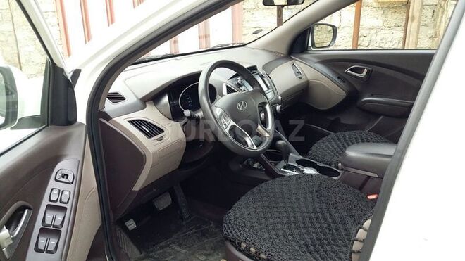 Hyundai ix35 2011, 99,000 km - 2.0 л - Bakı