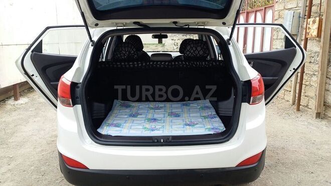 Hyundai ix35 2011, 99,000 km - 2.0 л - Bakı