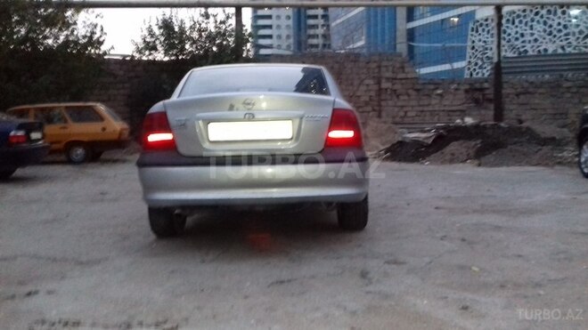 Opel Vectra 1999, 249,000 km - 2.0 l - Bakı