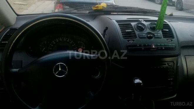 Mercedes V 220 2004, 230,000 km - 2.2 l - Zaqatala