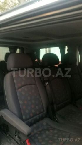 Mercedes V 220 2004, 230,000 km - 2.2 l - Zaqatala