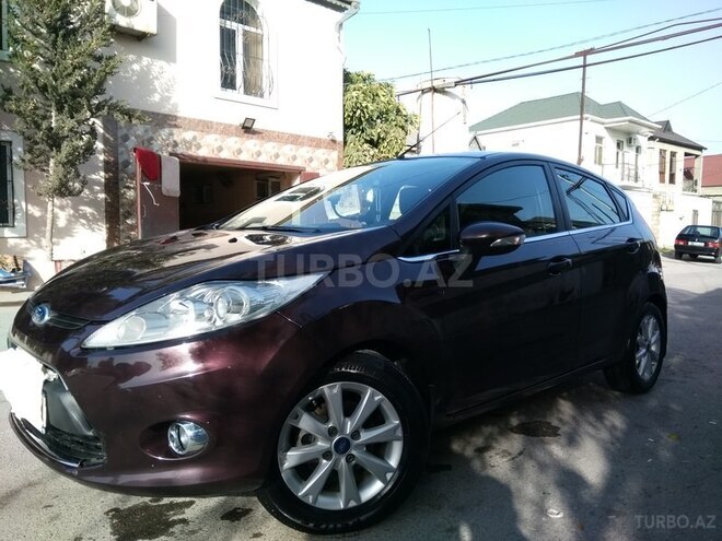 Ford Fiesta 2011, 174,000 km - 1.4 l - Bakı