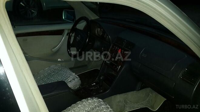 Mercedes C 180 1999, 235,653 km - 1.8 l - Gəncə