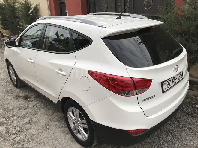 Hyundai ix35 2011, 83,000 km - 2.0 л - Bakı