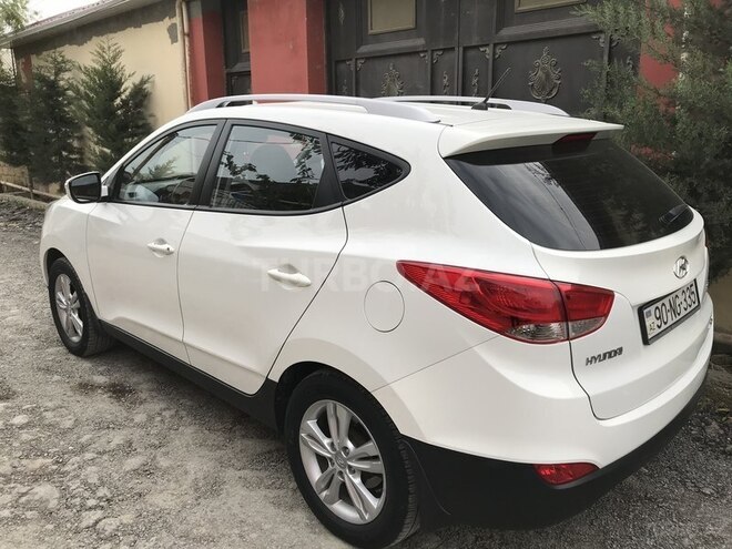 Hyundai ix35 2011, 83,000 km - 2.0 л - Bakı