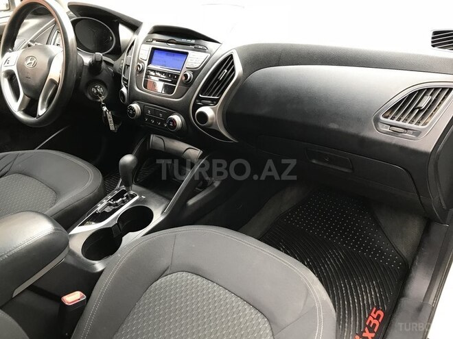 Hyundai ix35 2011, 83,000 km - 2.0 л - Bakı