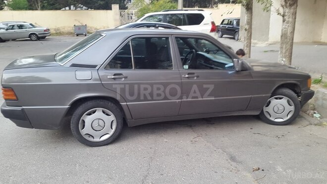 Mercedes 190 1990, 400,000 km - 2.0 l - Bakı