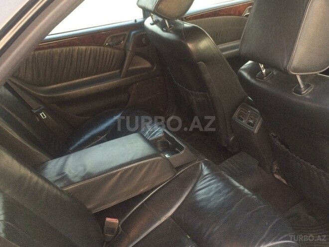 Mercedes E 320 2002, 186,540 km - 3.2 l - Bakı