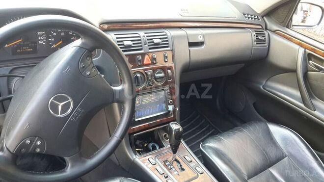 Mercedes E 240 2000, 1,800,000 km - 0.2 l - Xırdalan