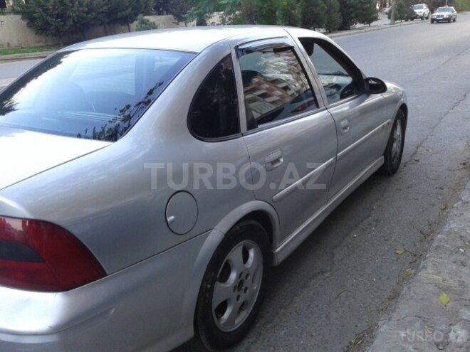 Opel Vectra 1999, 320,000 km - 1.6 l - Sumqayıt