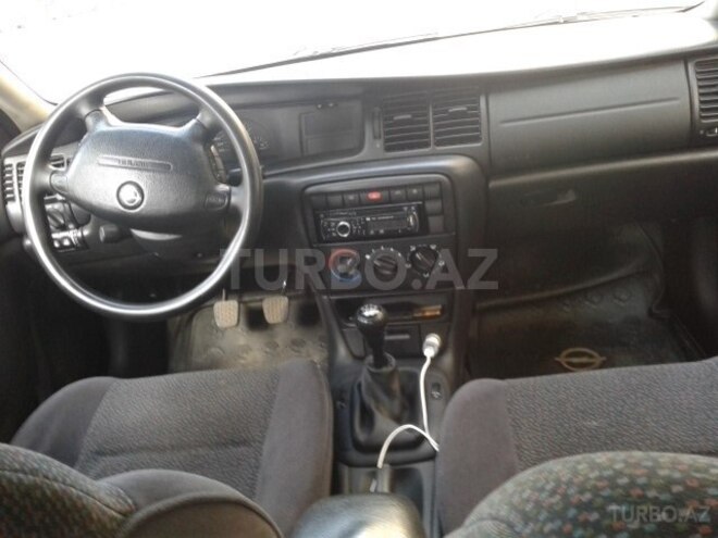 Opel Vectra 1999, 320,000 km - 1.6 l - Sumqayıt