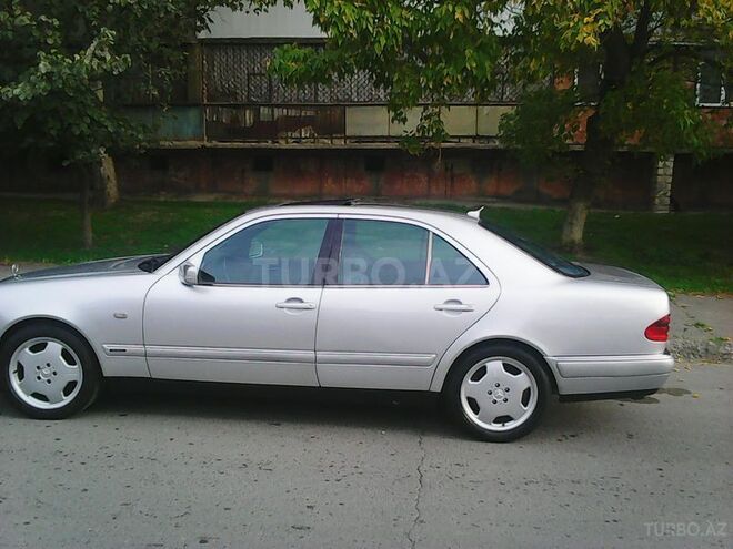 Mercedes E 240 1997, 185,000 km - 2.4 l - Mingəçevir