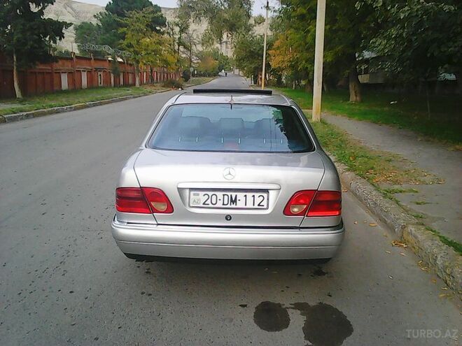 Mercedes E 240 1997, 185,000 km - 2.4 l - Mingəçevir