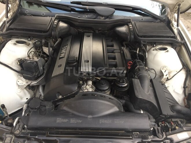 BMW 520 2001, 257,800 km - 2.2 l - Bakı