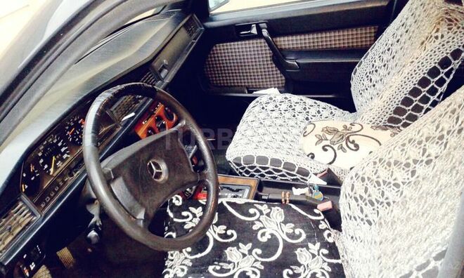 Mercedes 190 1992, 390,000 km - 2.0 l - Bakı