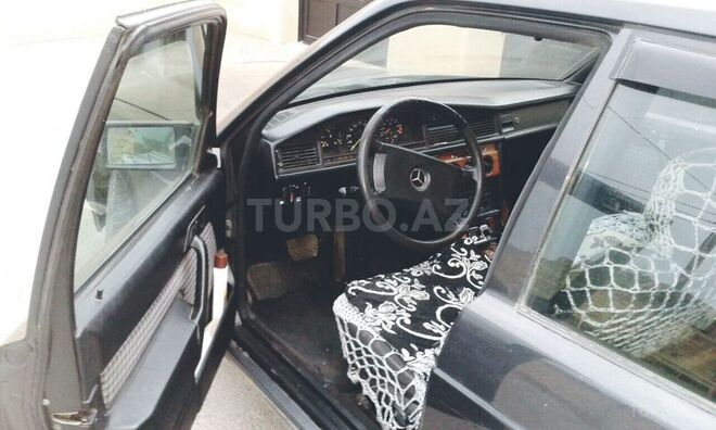 Mercedes 190 1992, 390,000 km - 2.0 l - Bakı