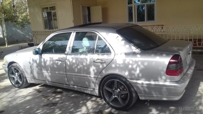Mercedes C 230 1997, 211,000 km - 2.3 л - İmişli