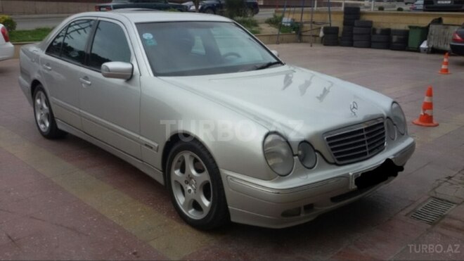 Mercedes E 200 2000, 211,000 km - 2.0 l - Bakı