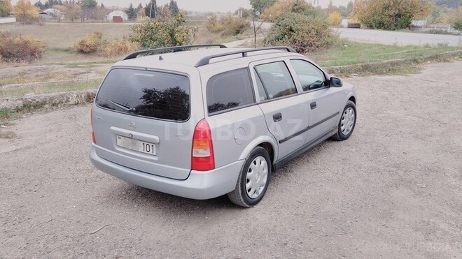Opel Astra 1999, 200,000 km - 1.6 l - Qusar