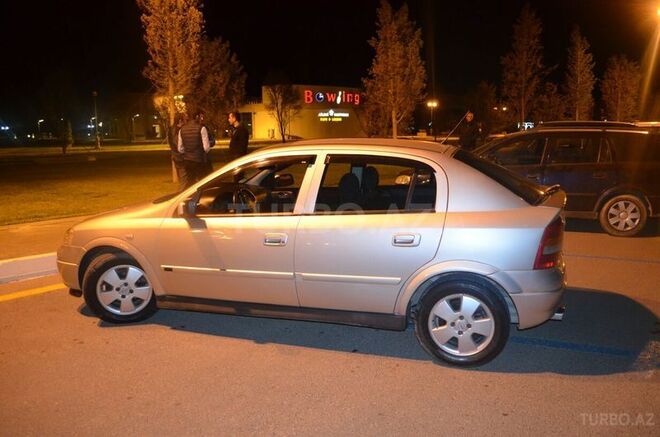 Opel Astra 2003, 181,000 km - 1.6 l - Sumqayıt