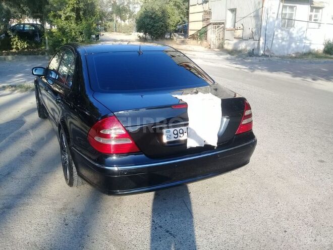 Mercedes E 220 2003, 261,000 km - 0.2 l - Bakı