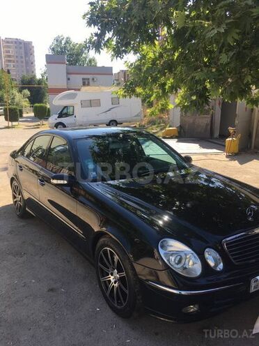 Mercedes E 220 2003, 261,000 km - 0.2 l - Bakı