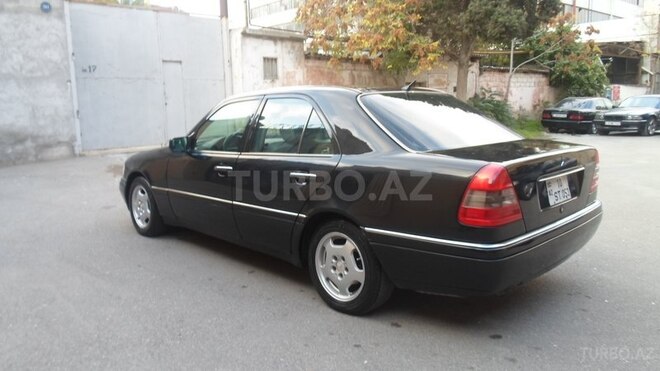 Mercedes C 240 1997, 265,000 km - 2.3 l - Bakı