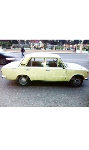 LADA (VAZ) 21011 1985, 400,000 km - 0.2 l - Bakı
