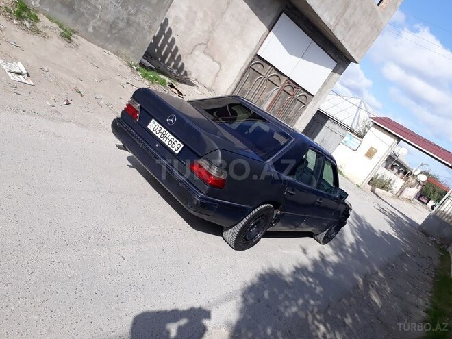 Mercedes E 200 1993, 356,265 km - 2.0 l - Bakı