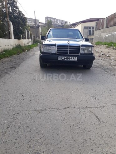 Mercedes E 200 1993, 356,265 km - 2.0 l - Bakı