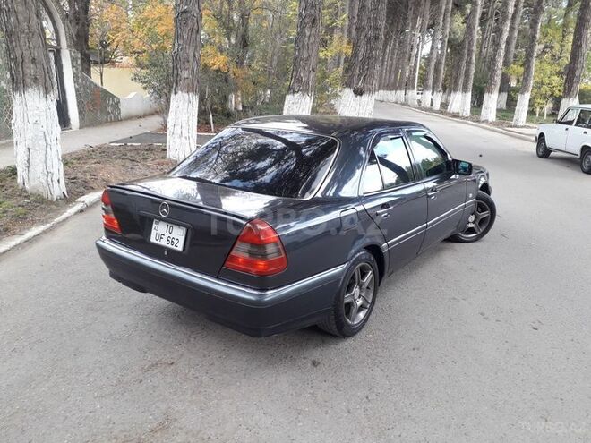 Mercedes C 200 1996, 218,000 km - 2.0 l - Sumqayıt