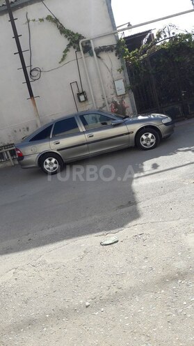 Opel Vectra 1996, 200,000 km - 1.8 l - Bakı