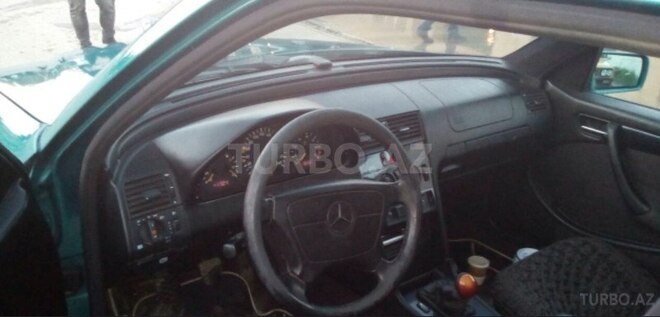 Mercedes C 180 1998, 242,000 km - 1.8 л - Sumqayıt